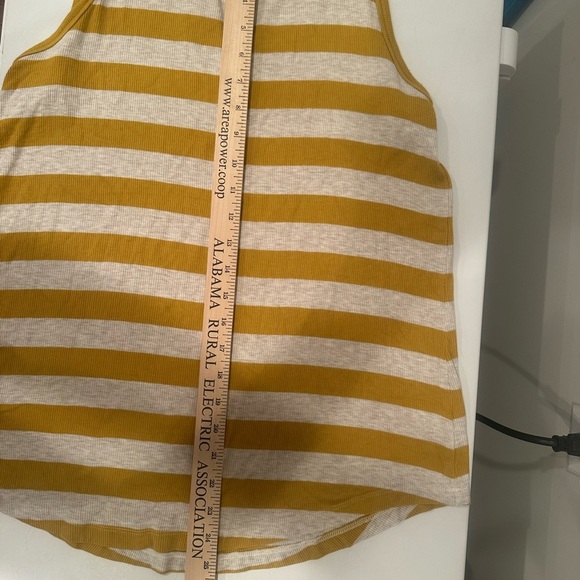 Cabi Liner Tank- Stripes Oversized-Summer Staple-Sz Medium Casual Layer - Picture 6 of 12